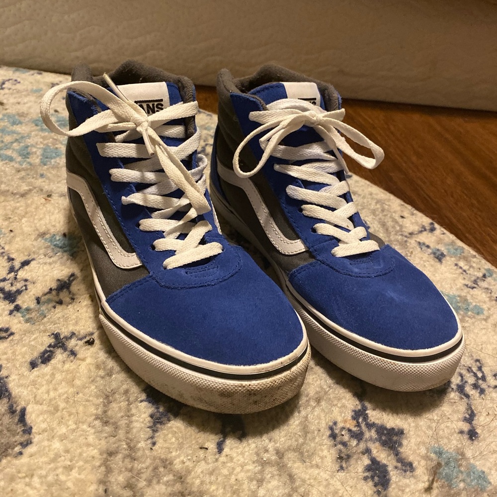 Youth size 6 blue and grey vans